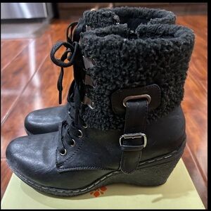 Patrizia Iceland Black Lace-Up Women's Boots Size 7